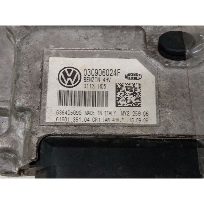 Recambio de centralita motor uce para volkswagen polo iv (9n_, 9a_) 1.4 16v referencia OEM IAM 03C906024F  IAW4HVF