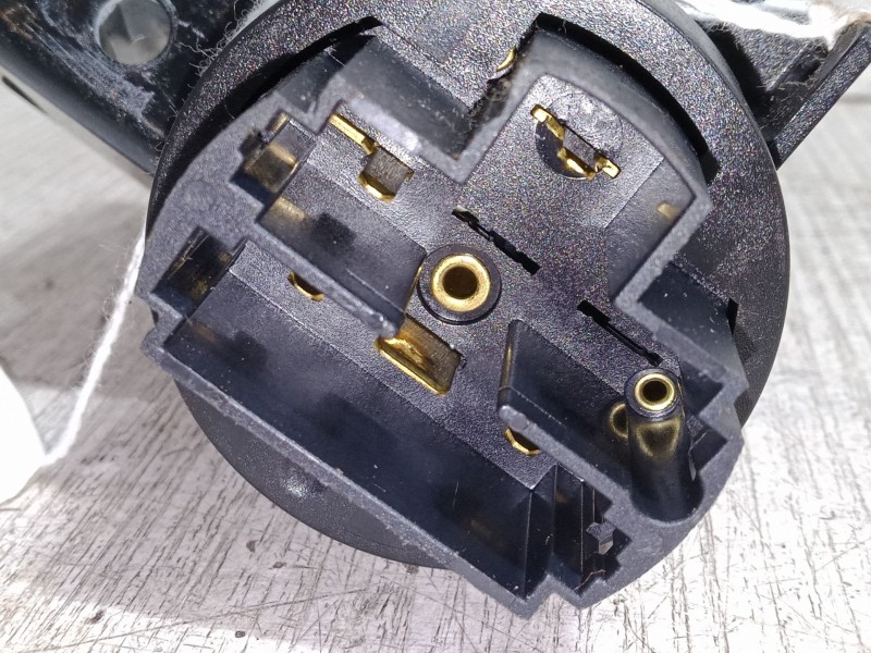 Recambio de clausor para fiat stilo multi wagon (192_) 1.9 jtd referencia OEM IAM 61001500  