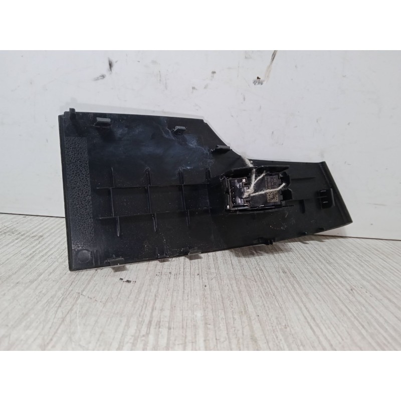 Recambio de mando elevalunas trasero izquierdo para seat ibiza v (kj1, kjg) 1.6 tdi referencia OEM IAM 6F2867171  