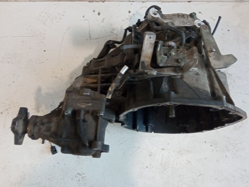 Recambio de caja de cambios manual 6 velocidades para nissan x-trail ii (t31) 2.0 dci 4x4 referencia OEM IAM S/R  