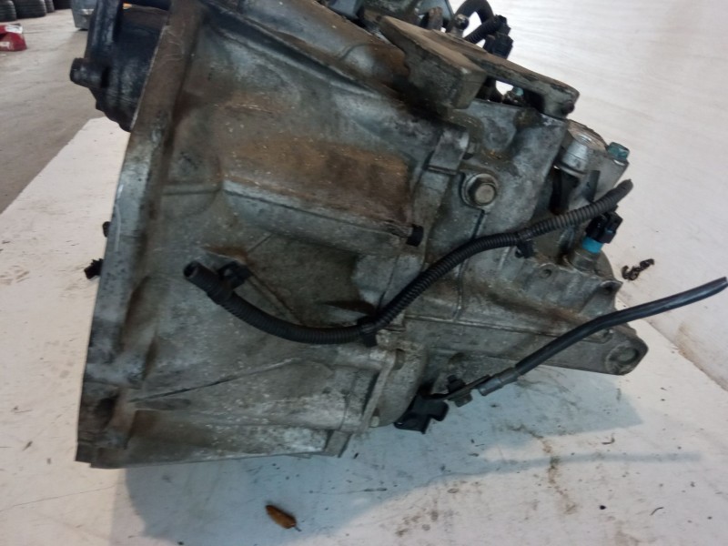 Recambio de caja de cambios manual 6 velocidades para nissan x-trail ii (t31) 2.0 dci 4x4 referencia OEM IAM S/R  