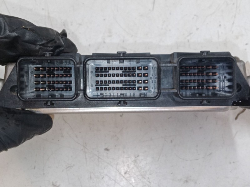 Recambio de centralita motor uce para peugeot 206 hatchback (2a/c) 1.4 hdi eco 70 referencia OEM IAM 9647158080 9647785580 02810