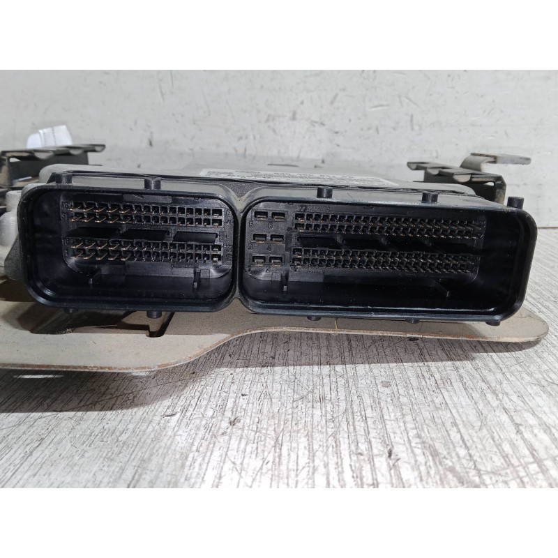 Recambio de centralita motor uce para volkswagen caddy iii furgoneta/monovolumen (2ka, 2kh, 2ca, 2ch) 1.9 tdi 4motion referencia