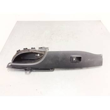 MANDO ELEVALUNAS DELANTERO DERECHO 39R510 1000 