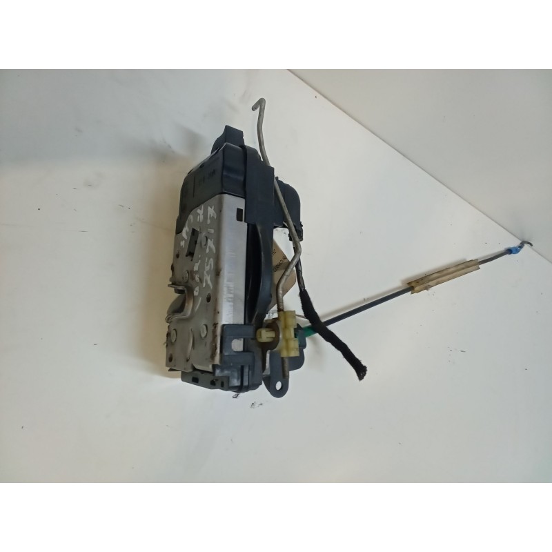 Recambio de cerradura puerta delantera derecha para opel zafira / zafira family b (a05) 1.9 cdti (m75) referencia OEM IAM   