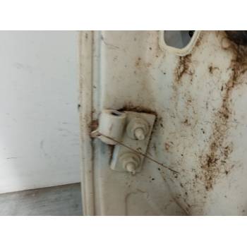 PUERTA DELANTERA DERECHA 