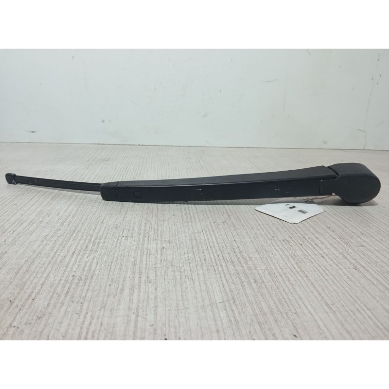 Recambio de brazo limpia trasero para seat ibiza v (kj1, kjg) 1.6 tdi referencia OEM IAM   