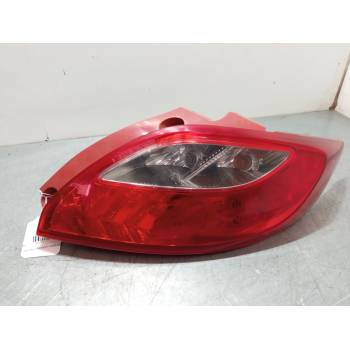 PILOTO TRASERO DERECHO D65151150 