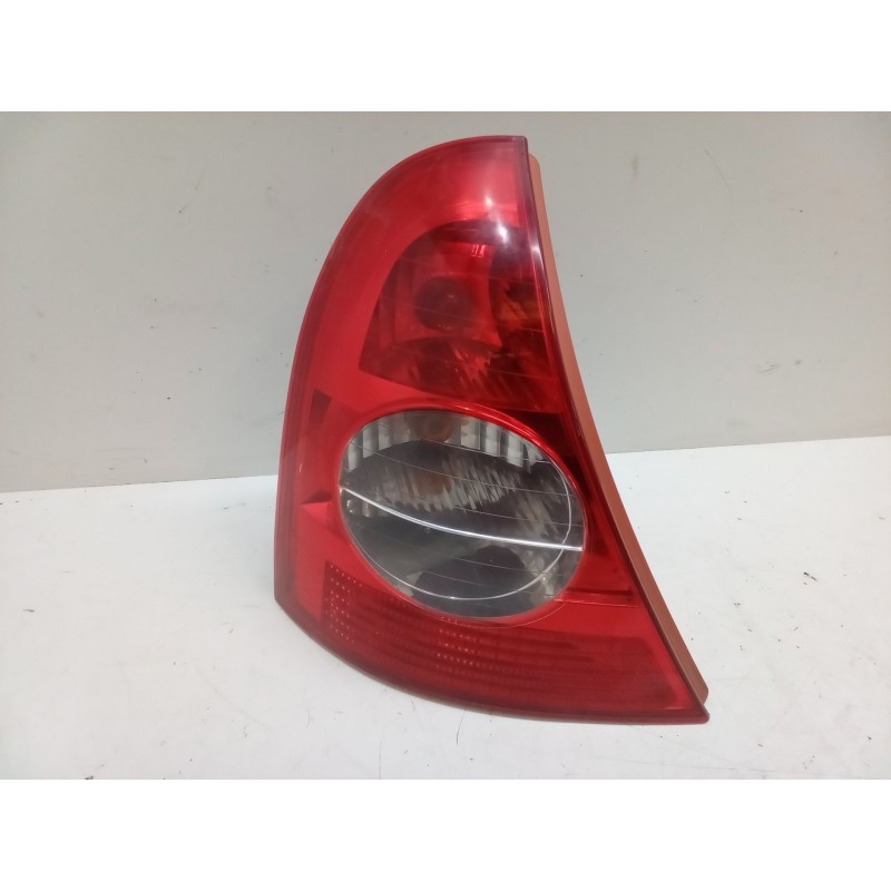 Recambio de piloto trasero izquierdo para renault clio ii (bb_, cb_) 1.2 (bb0a, bb0f, bb10, bb1k, bb28, bb2d, bb2h, cb0a,... ref