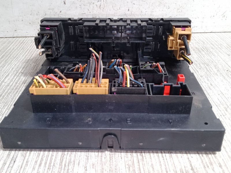 Recambio de bsi para volkswagen caddy iii furgoneta/monovolumen (2ka, 2kh, 2ca, 2ch) 1.9 tdi 4motion referencia OEM IAM    Recambio de bsi para volkswagen caddy iii furgoneta/monovolumen (2ka, 2kh, 2ca, 2ch) 1.9 tdi 4motion referencia OEM IAM