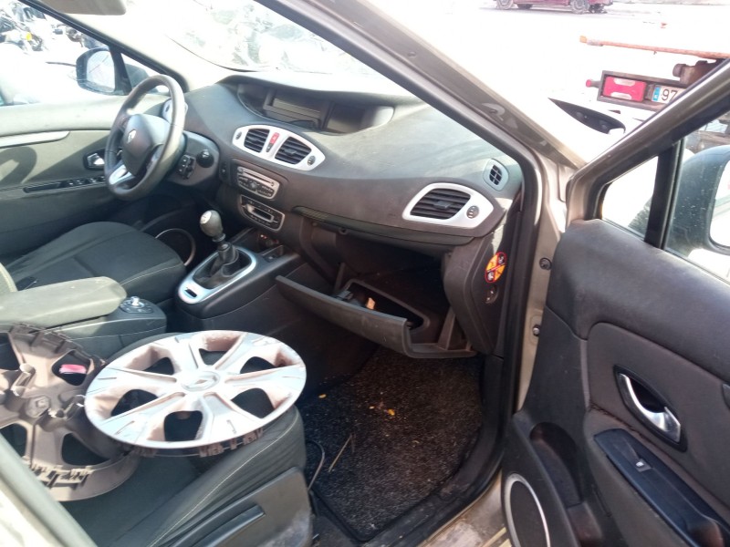 renault grand scénic iii (jz0/1_) del año 2010