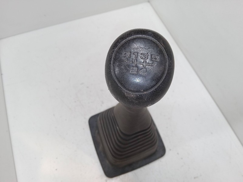 Recambio de pomo palanca cambio para volkswagen transporter t4 furgoneta (70a, 70h, 7da, 7dh) 2.5 referencia OEM IAM   