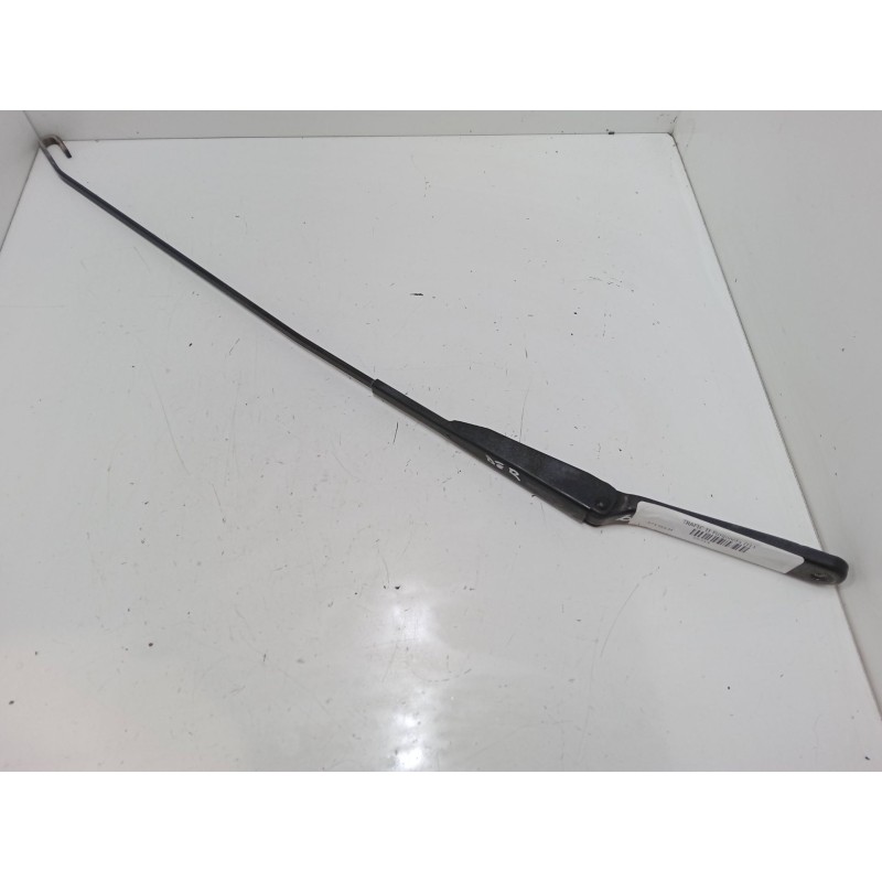 Recambio de brazo limpia delantero derecho para renault trafic ii furgoneta (fl) 2.0 dci 115 (fl01, fl0u) referencia OEM IAM   