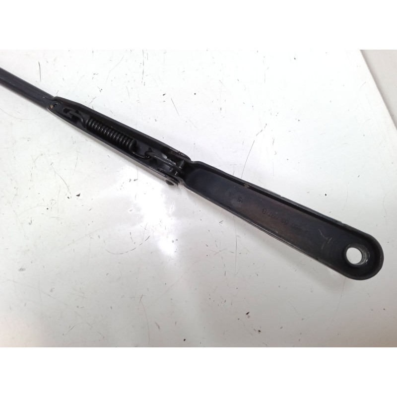 Recambio de brazo limpia delantero derecho para renault trafic ii furgoneta (fl) 2.0 dci 115 (fl01, fl0u) referencia OEM IAM   