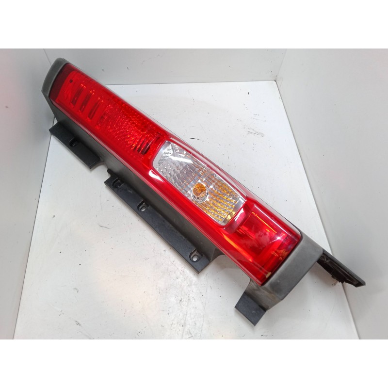 Recambio de piloto trasero derecho para renault trafic ii furgoneta (fl) 2.0 dci 115 (fl01, fl0u) referencia OEM IAM 265A601118R