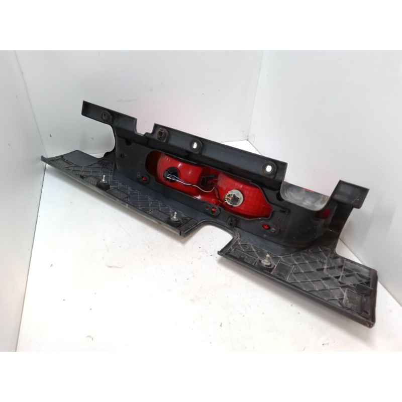 Recambio de piloto trasero derecho para renault trafic ii furgoneta (fl) 2.0 dci 115 (fl01, fl0u) referencia OEM IAM 265A601118R