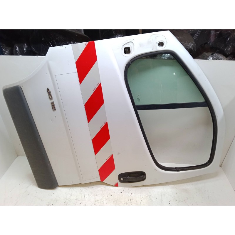 Recambio de puerta delantera izquierda para renault trafic ii furgoneta (fl) 2.0 dci 115 (fl01, fl0u) referencia OEM IAM   