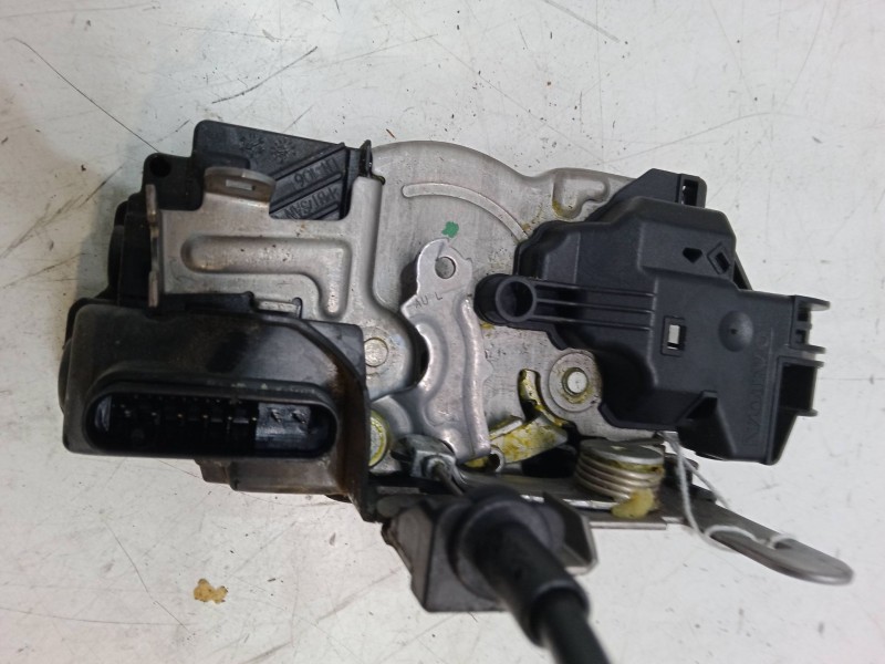 Recambio de cerradura puerta trasera izquierda para volvo v40 hatchback (525) d2 referencia OEM IAM   