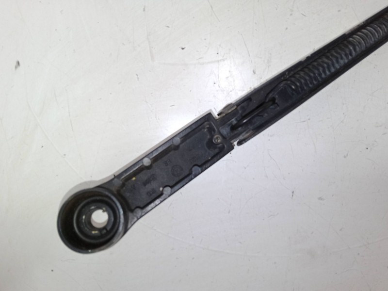 Recambio de brazo limpia delantero derecho para citroën c4 ii (nc_) 1.6 hdi 90 referencia OEM IAM   