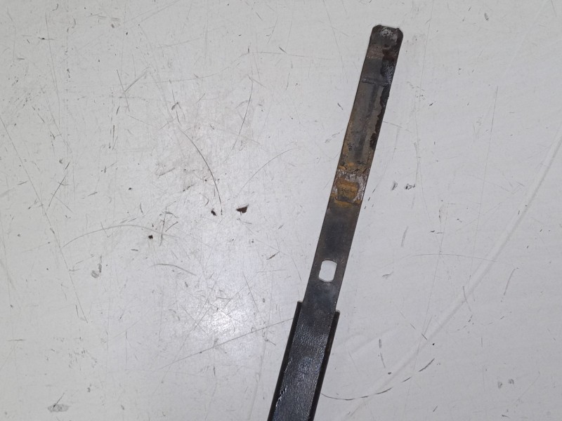 Recambio de brazo limpia delantero derecho para citroën c4 ii (nc_) 1.6 hdi 90 referencia OEM IAM   