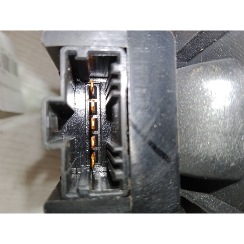 Recambio de mando elevalunas delantero derecho para citroën c3 i (fc_, fn_) 1.4 i referencia OEM IAM   