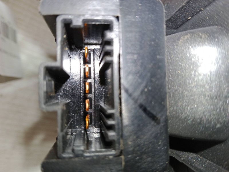 Recambio de mando elevalunas delantero derecho para citroën c3 i (fc_, fn_) 1.4 i referencia OEM IAM   