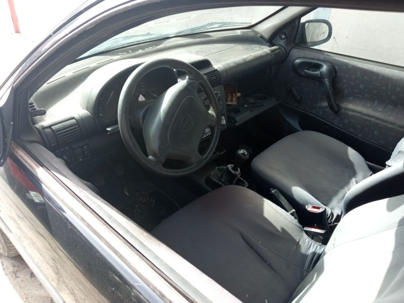 opel corsa b (s93) del año 1997
