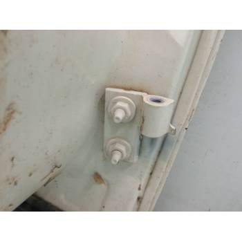 PUERTA DELANTERA IZQUIERDA 