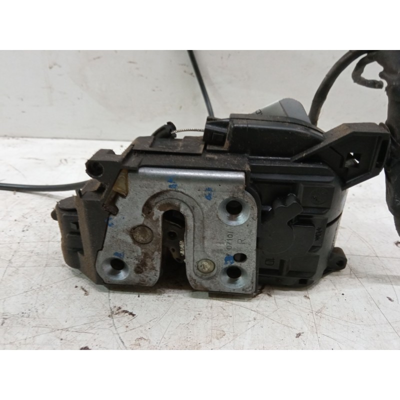 Recambio de cerradura puerta trasera derecha para renault grand scénic iii (jz0/1_) 1.4 16v (jz0f) referencia OEM IAM   