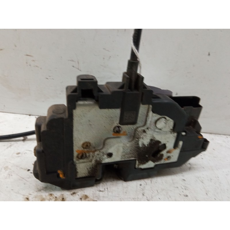 Recambio de cerradura puerta trasera izquierda para renault grand scénic iii (jz0/1_) 1.4 16v (jz0f) referencia OEM IAM   