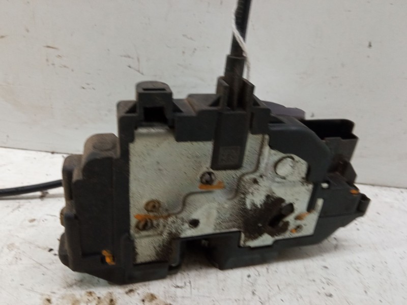 Recambio de cerradura puerta trasera izquierda para renault grand scénic iii (jz0/1_) 1.4 16v (jz0f) referencia OEM IAM   