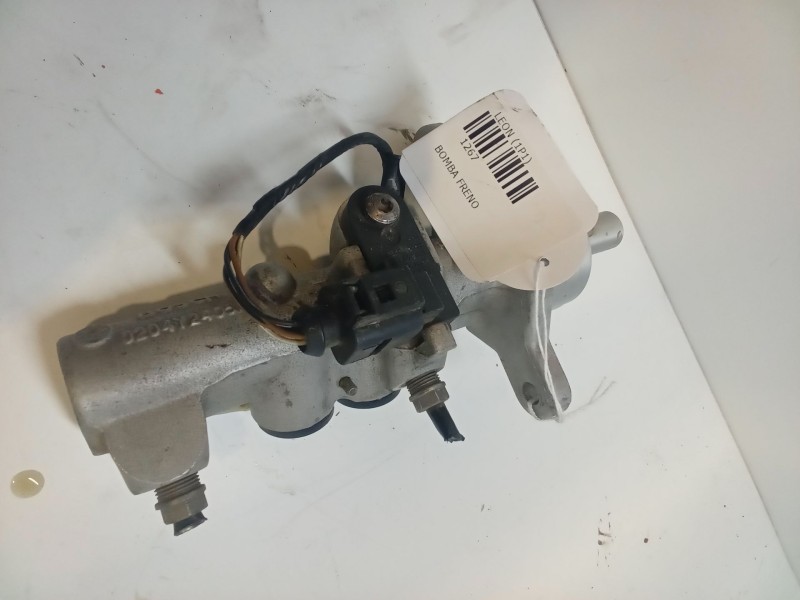 Recambio de bomba freno para seat leon (1p1) 1.9 tdi referencia OEM IAM   