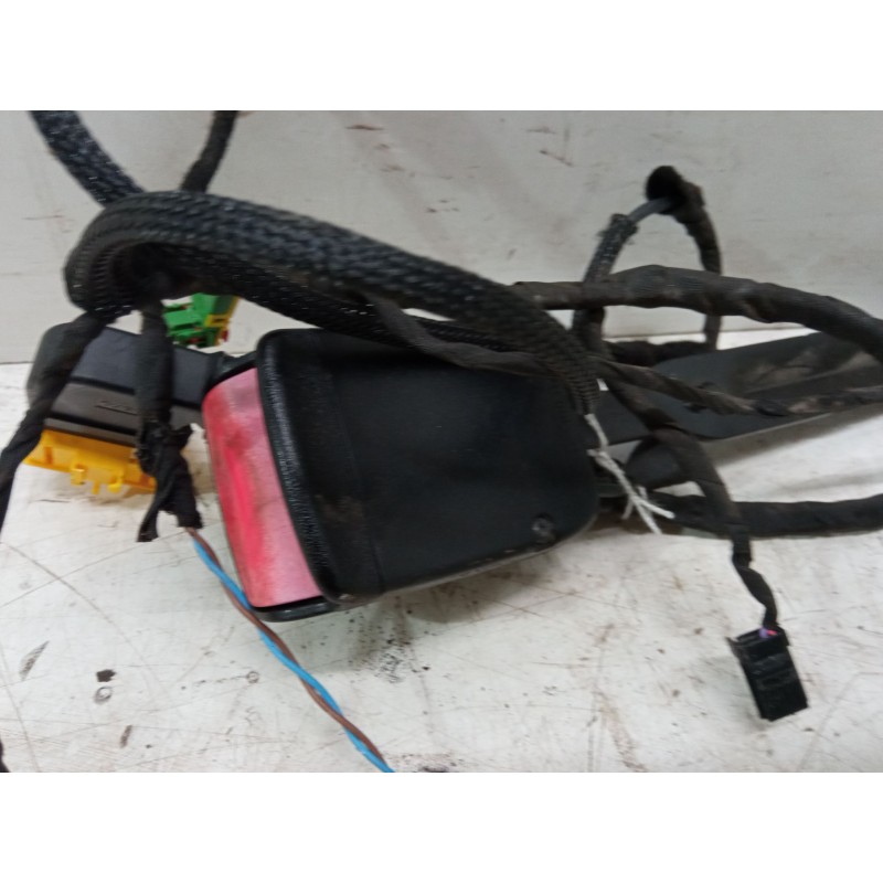 Recambio de anclaje cinturon delantero derecho para renault grand scénic iii (jz0/1_) 1.4 16v (jz0f) referencia OEM IAM   