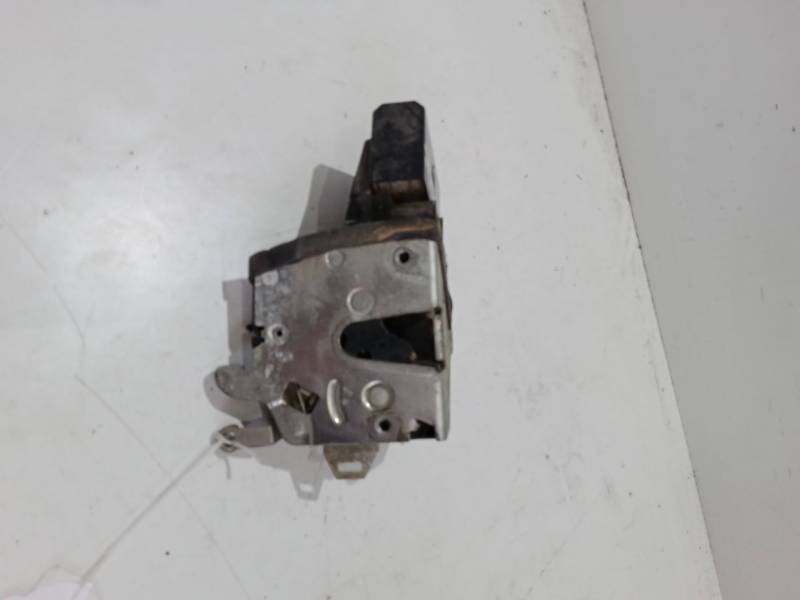 CERRADURA PUERTA DELANTERA IZQUIERDA 