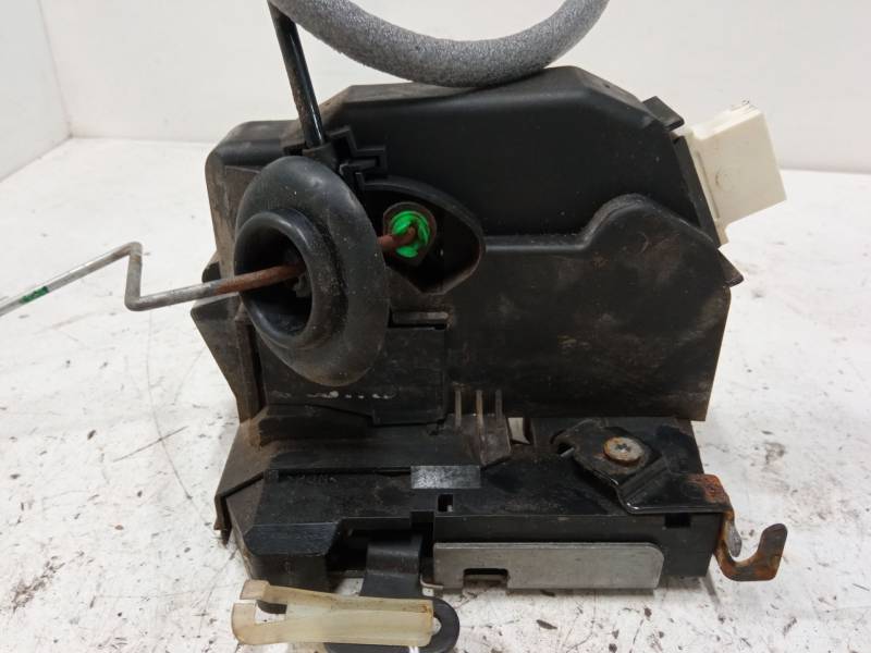 CERRADURA PUERTA DELANTERA DERECHA 