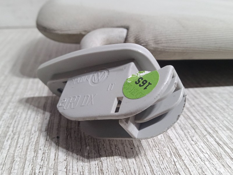 Recambio de parasol derecho para volkswagen caddy iii furgoneta/monovolumen (2ka, 2kh, 2ca, 2ch) 1.9 tdi 4motion referencia OEM 