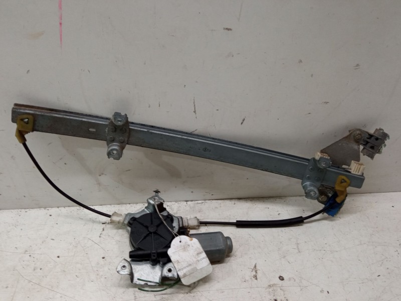 Recambio de elevalunas electrico delantero izquierdo para nissan almera ii hatchback (n16) 2.2 di referencia OEM IAM   