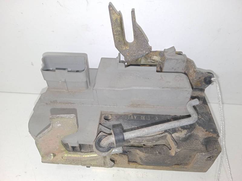 CERRADURA PUERTA DELANTERA DERECHA 