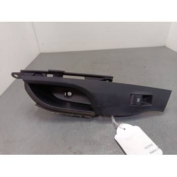 MANDO ELEVALUNAS TRASERO IZQUIERDO 93580-3Z000 4X 