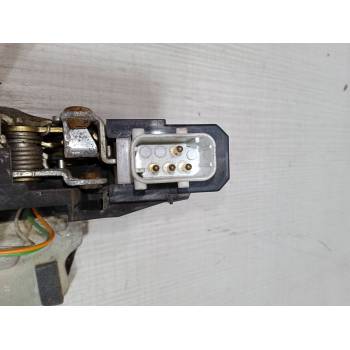 CERRADURA PUERTA DELANTERA IZQUIERDA 