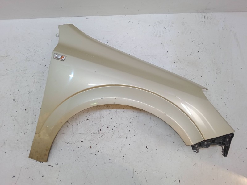 Recambio de aleta delantera derecha para opel astra h (a04) 1.7 cdti (l48) referencia OEM IAM   