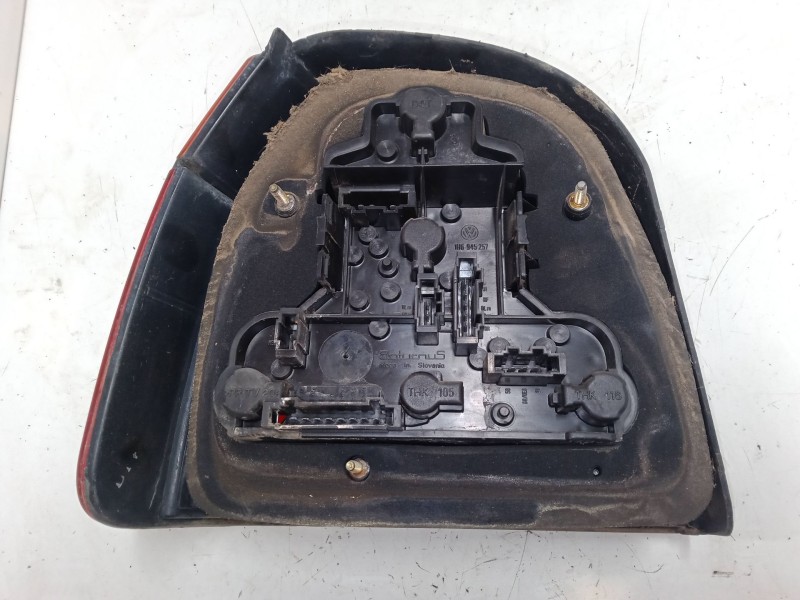 Recambio de piloto trasero derecho para volkswagen golf iii (1h1) 1.4 referencia OEM IAM   