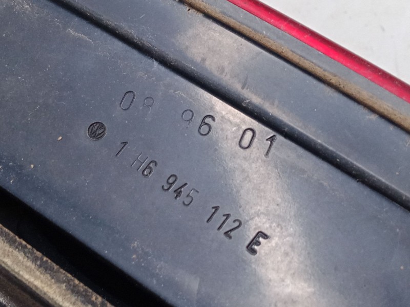 Recambio de piloto trasero derecho para volkswagen golf iii (1h1) 1.4 referencia OEM IAM   