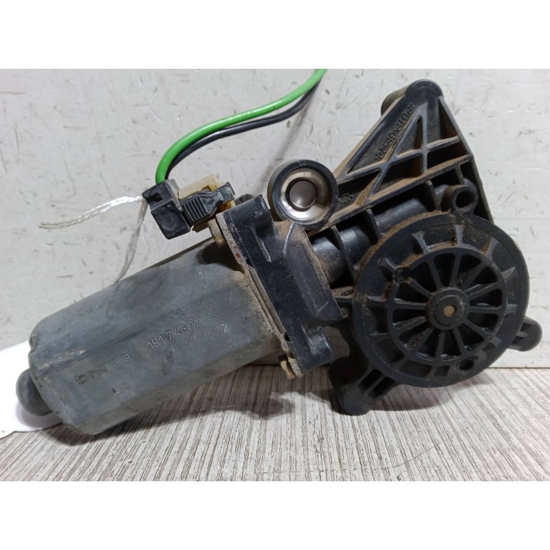 Recambio de motor elevaluna delantero izquierdo para mercedes-benz slk (r170) 200 (170.435) referencia OEM IAM   