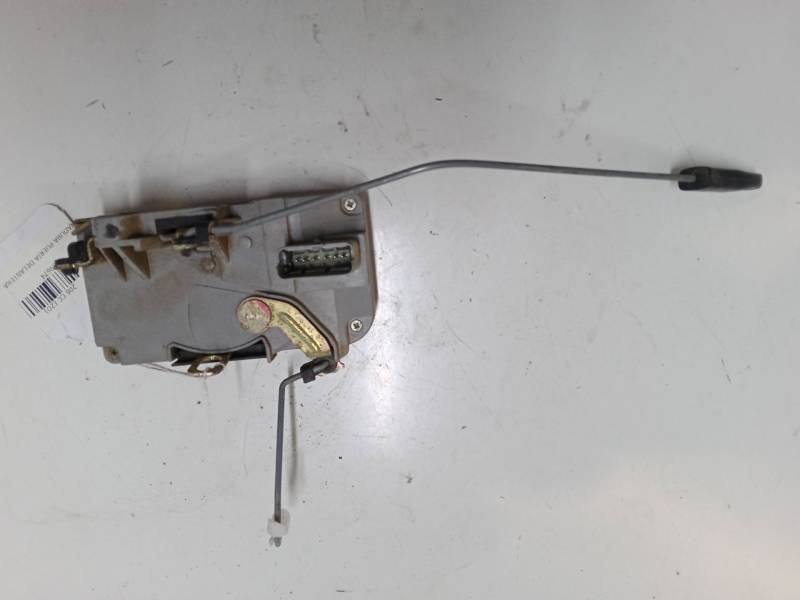 CERRADURA PUERTA DELANTERA IZQUIERDA 