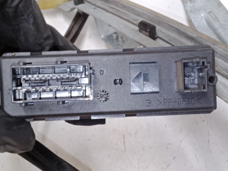 Recambio de elevalunas electrico delantero derecho para citroën c4 ii (nc_) 1.6 hdi 90 referencia OEM IAM   