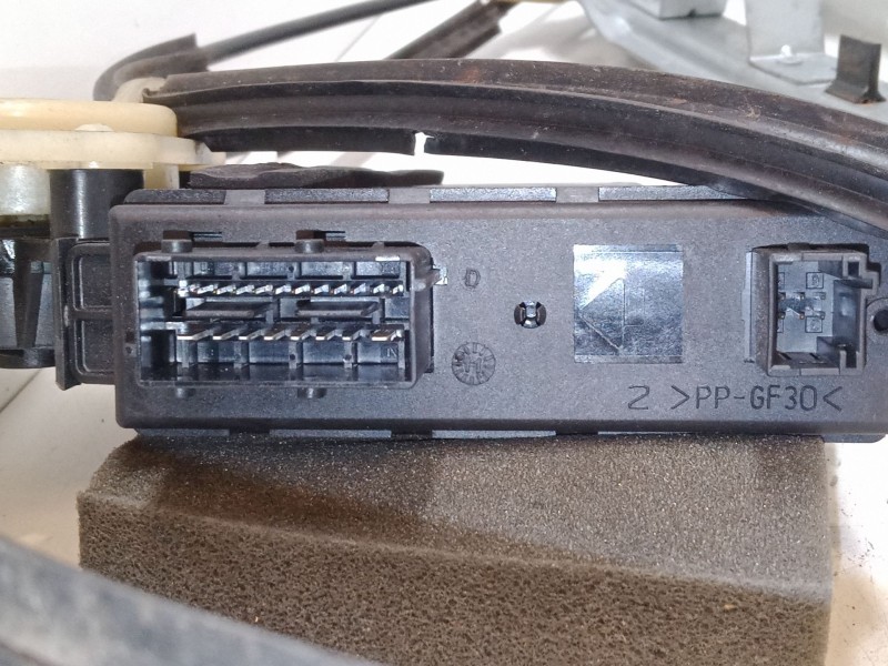 Recambio de elevalunas electrico delantero izquierdo para citroën c4 ii (nc_) 1.6 hdi 90 referencia OEM IAM   