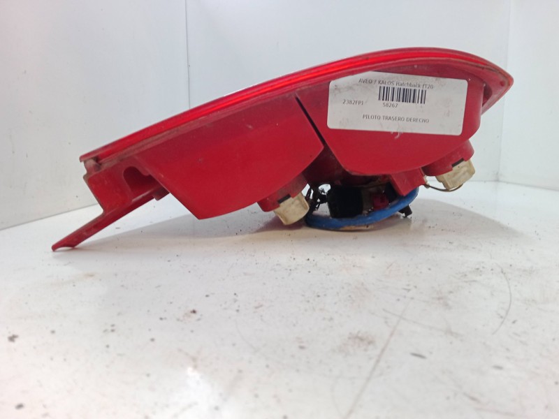 Recambio de piloto trasero derecho para chevrolet aveo / kalos hatchback (t200) 1.4 referencia OEM IAM   