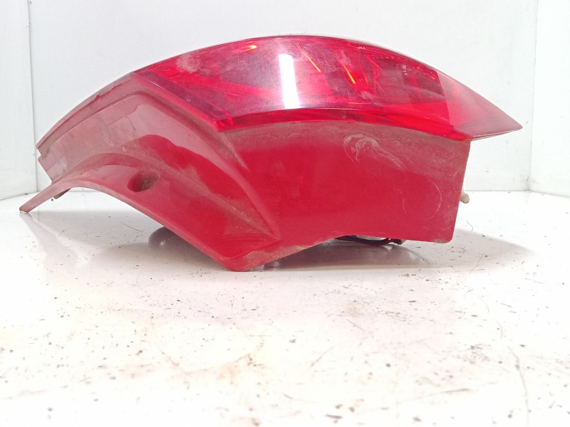 Recambio de piloto trasero izquierdo para chevrolet aveo / kalos hatchback (t200) 1.4 referencia OEM IAM   