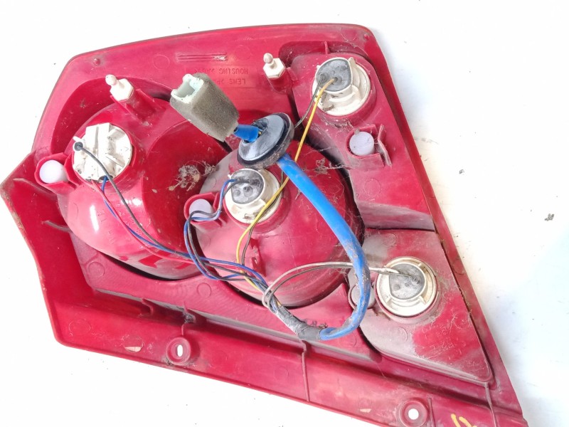 Recambio de piloto trasero izquierdo para chevrolet aveo / kalos hatchback (t200) 1.4 referencia OEM IAM   